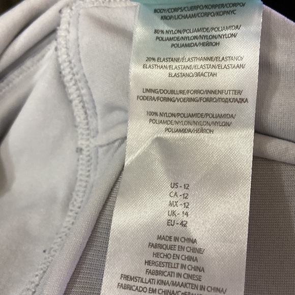 Betty’s Beach House Navy Blue and White Polkadot One Piece Swimsuit Size 12 - Picture 4 of 6